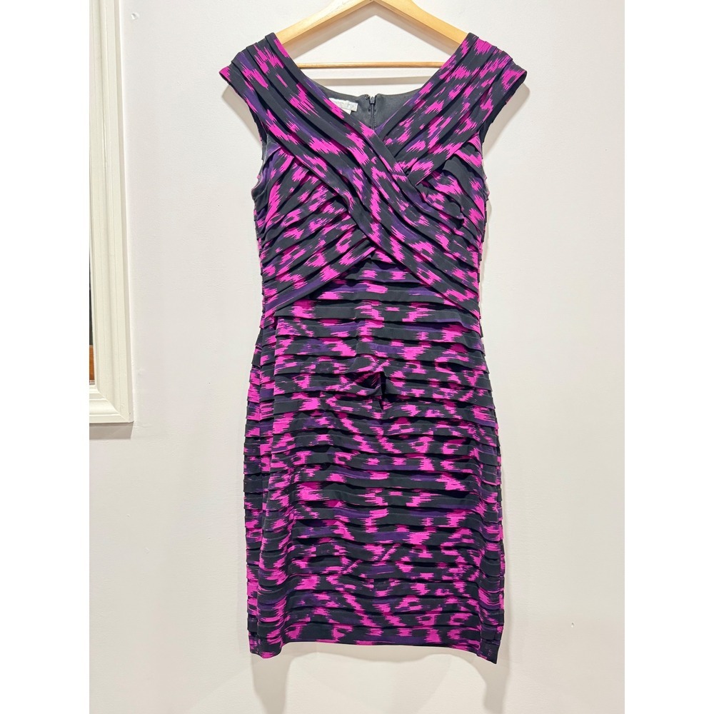 London Times Pink Purple Ikat Tiered Pleated Sheath‎ Dress Size 8 Cocktail
